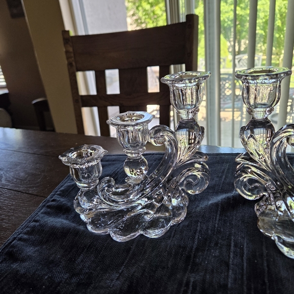 Elegant  "Caprice" Cambridge Glass Cascading Swirl 3 Lite Candle Holder Pair - Picture 3 of 10